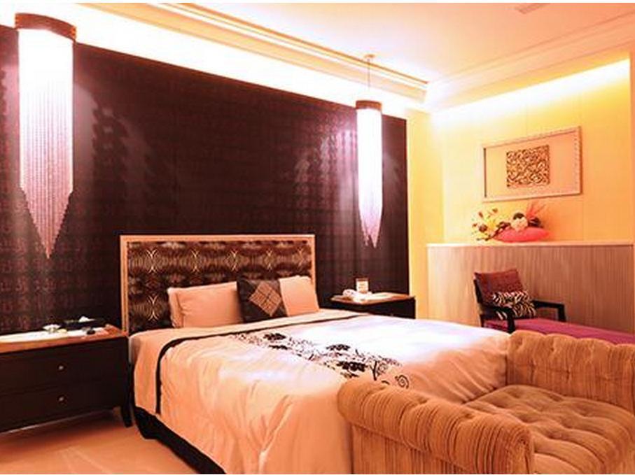 Sunshine Motel Taichung Extérieur photo
