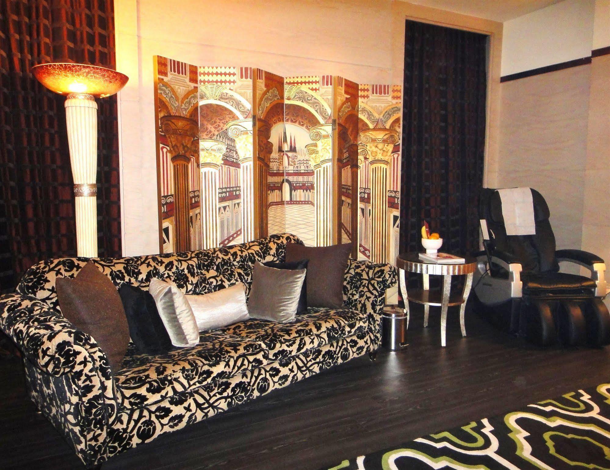 Sunshine Motel Taichung Extérieur photo