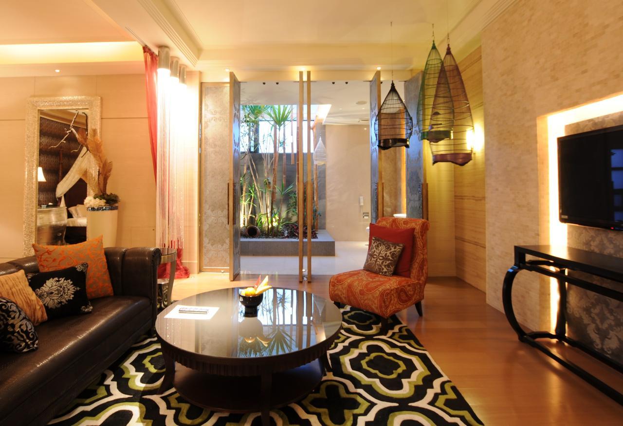 Sunshine Motel Taichung Extérieur photo