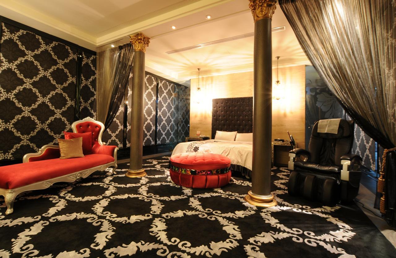 Sunshine Motel Taichung Extérieur photo