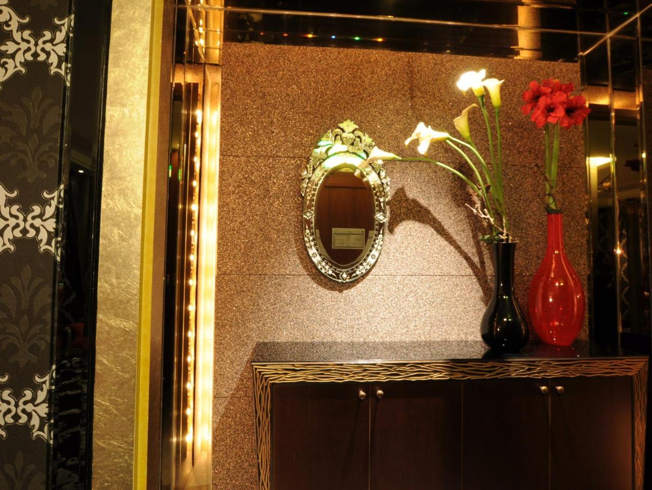 Sunshine Motel Taichung Extérieur photo