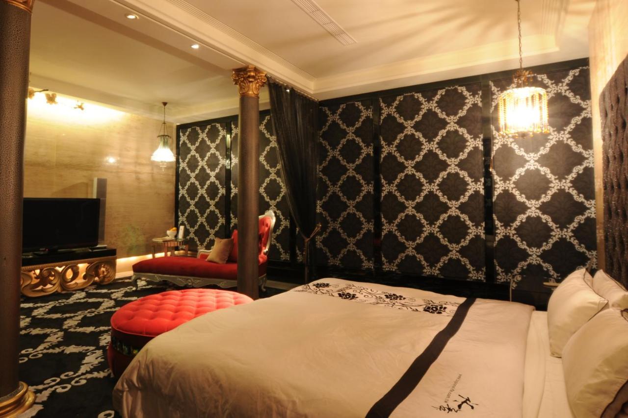 Sunshine Motel Taichung Extérieur photo