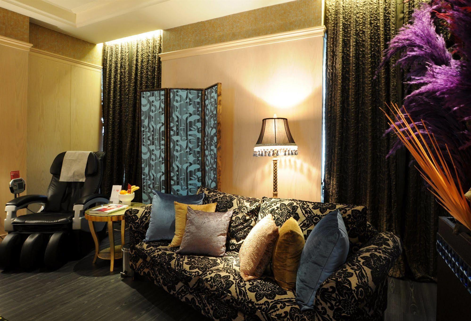 Sunshine Motel Taichung Extérieur photo